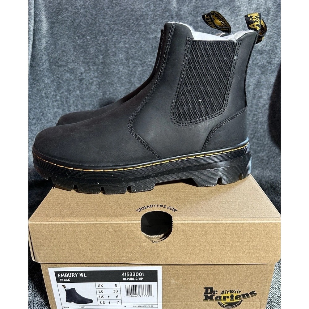 Dr. Martens Women's Embury WL Black Boots Women's 7 Men's 6 Republic WP 41533001
